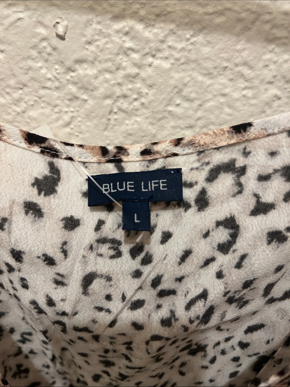 BLUE LIFE NWT Beige & Black Leopard Tie-Shoulder V-Neck Camisole Sz LARGE - Picture 8 of 10